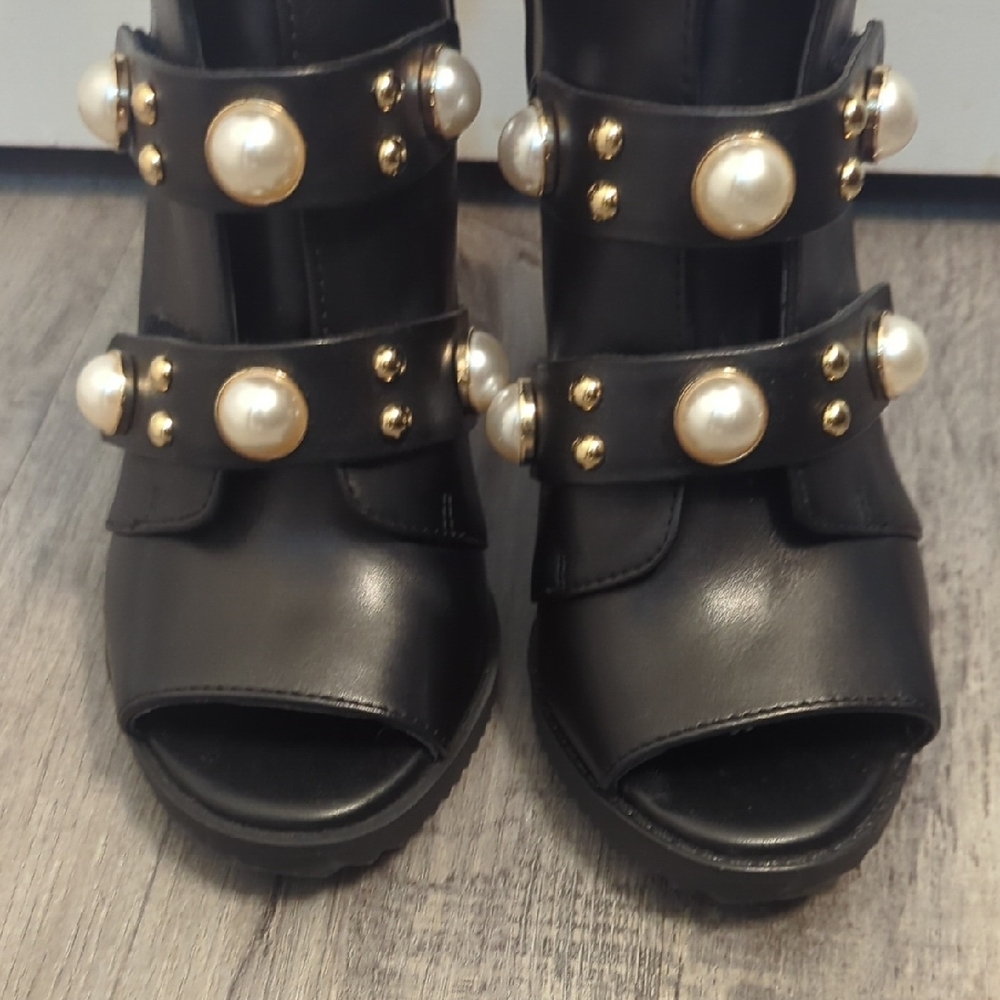 karl Lagerfield Paris Brayden Studded Lug Sole Open Toe Boots NWOT - Picture 2 of 9